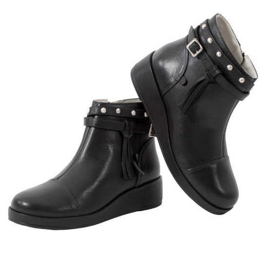 QUADSis Katherine Bootie Black