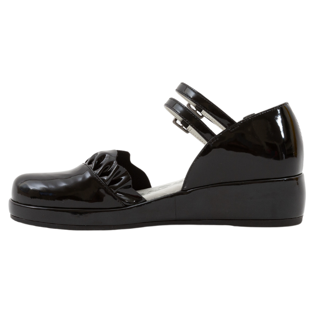 QUADSis Elizabeth Mary Janes Black