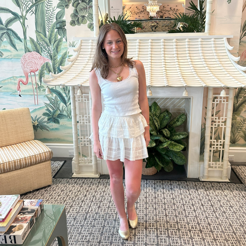 QUADSis Ballet flat Gold. Comfortable, sustainable, and lightweight with removeable leather tie. Genuine leather in black and soft gold.