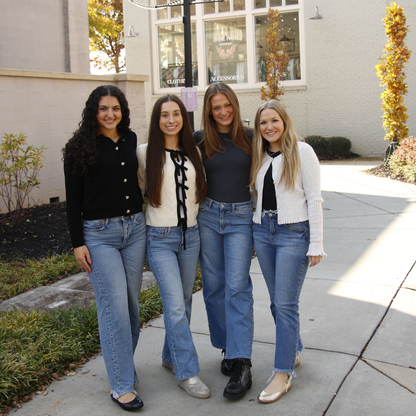 QUADSis Ballet flat Black and Gold. Comfortable, sustainable, and lightweight with removeable leather tie. Genuine leather in black and soft gold.